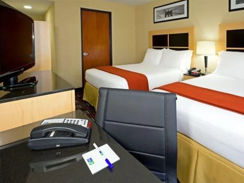 Holiday Inn Express - Wall Street By Ihg New York 3*,