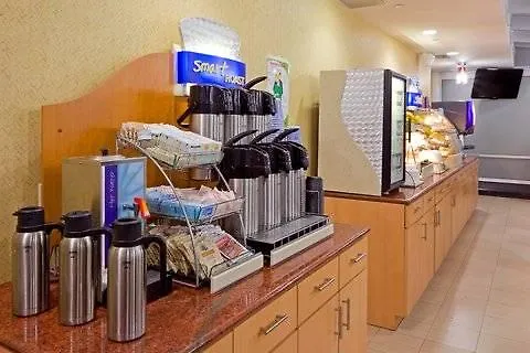 Holiday Inn Express - Wall Street By Ihg New York 3*,